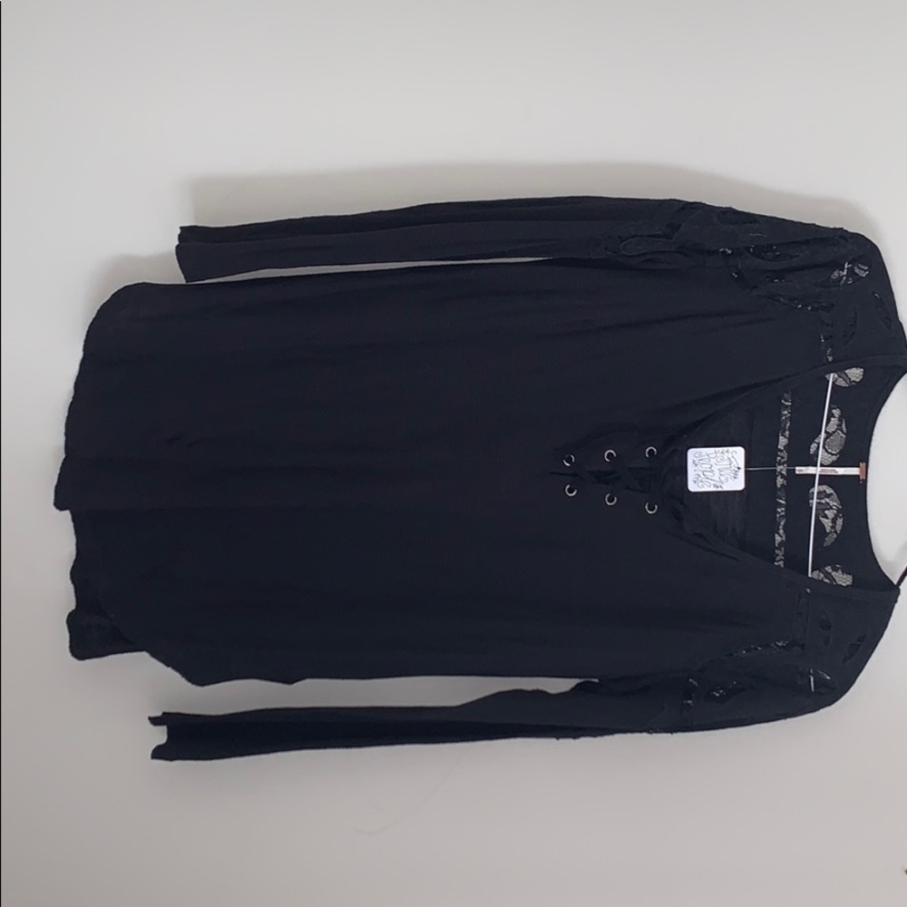 Free People Long sleeve Black shirt